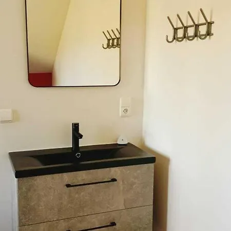 Pleasant With Infrared Sauna *